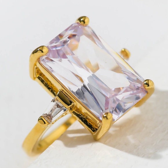 New vanessa mooney THE HEIRESS RING - Picture 2 of 3